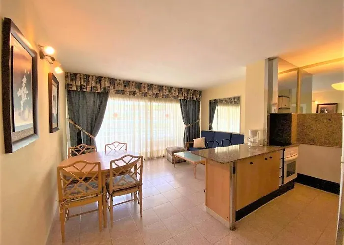 Aventura Apartament *